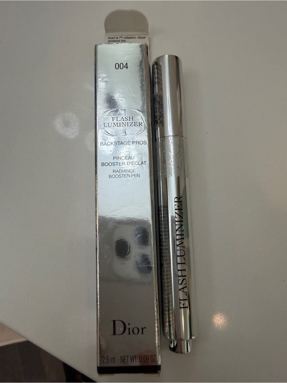 Dior Flash Luminizer Radiance Booster Pen - Silver Shade 004